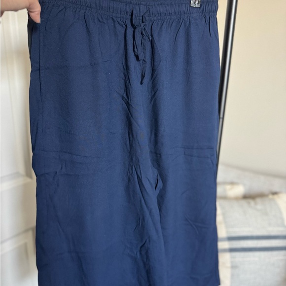 Women’s Size M Clothing Bundle 7pc – Tommy Bahama, Lucky Brand, More - Picture 9 of 10